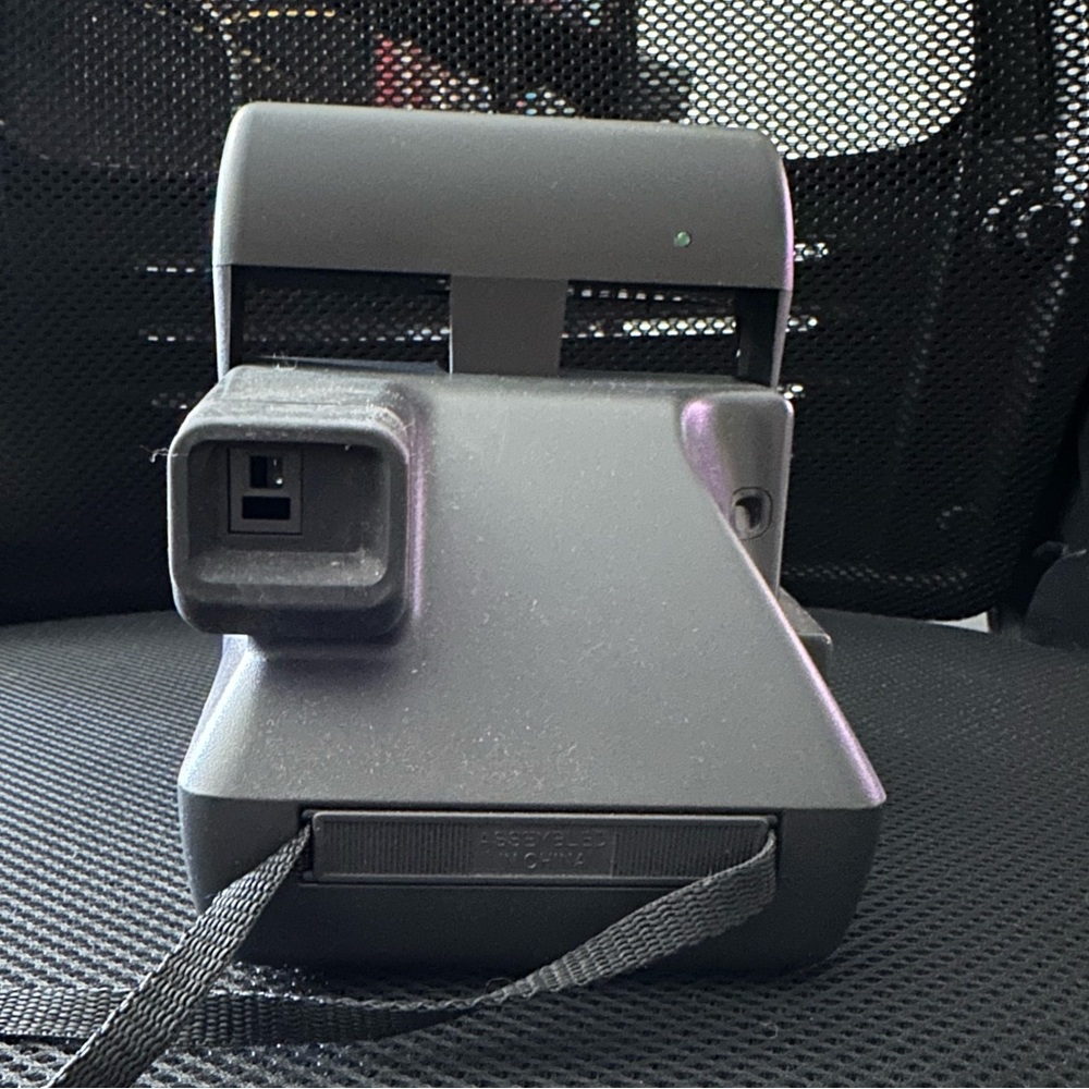 Polaroid Camera - Picture 2 of 2